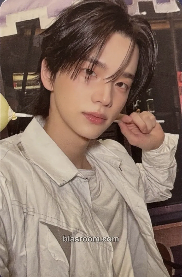 Shinyu No Tragedy Photocard - TWS - TWS K-pop photocard