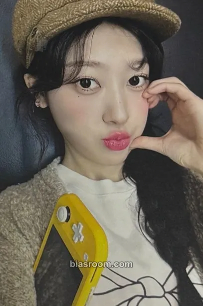 Choerry 2025 Season's Greetings: ApaRTMentS Photocard - ARTMS - ARTMS K-pop photocard