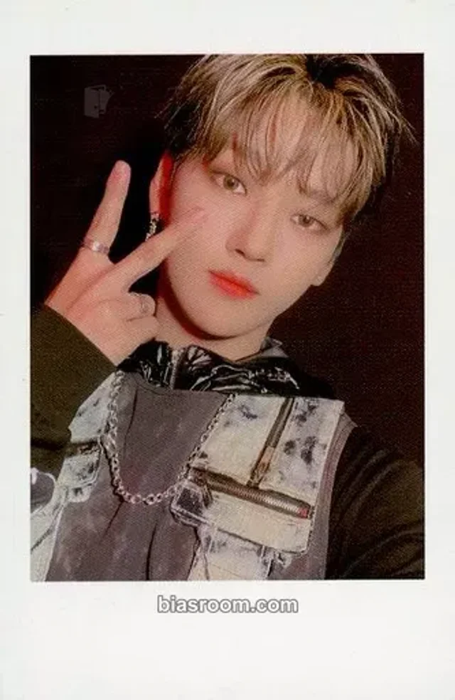 WEi - Seokhwa - IDENTITY : CHALLENGE Album album photocard challenge version polaroid