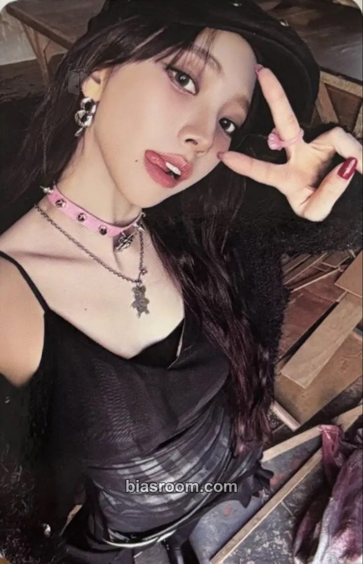 Karina SMTOWN Live 2025 Photocard - aespa - aespa K-pop photocard