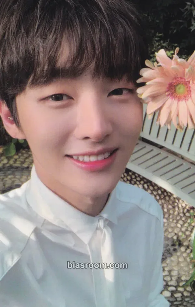 Yoon Jisung - Jisung - Aside Album album photocard