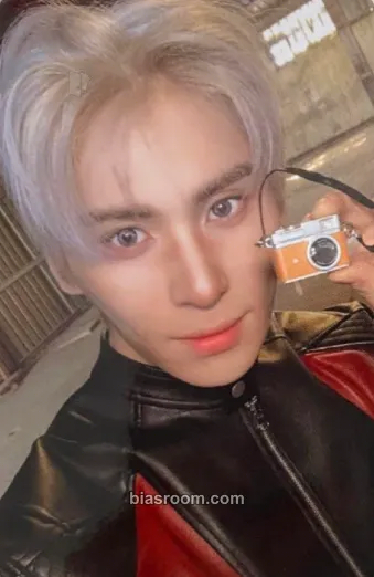 Yoo Taeyang LOVE RACE Photocard - SF9 - SF9 K-pop photocard