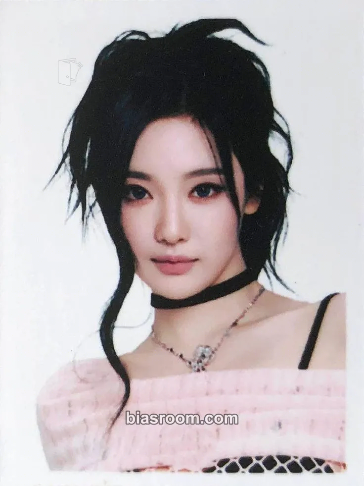 Ningning 2025 SMTOWN : THE CULTURE, THE FUTURE Photocard - aespa - aespa K-pop photocard