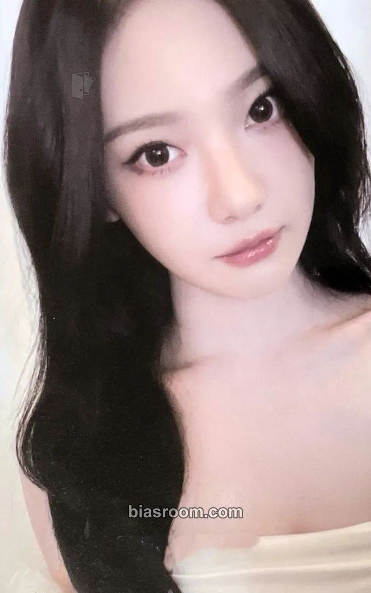 Ningning 5th Anniversary Photocard - aespa - aespa K-pop photocard