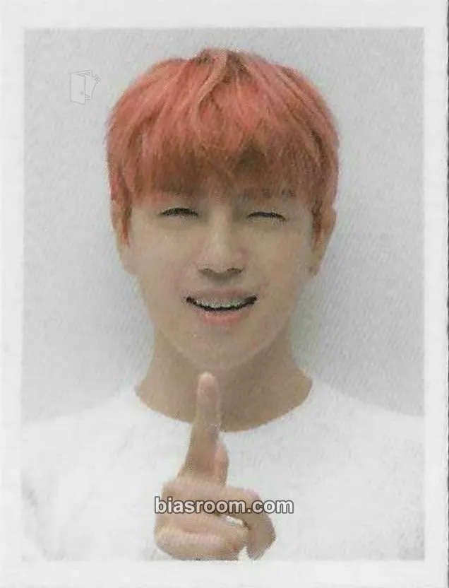 Lee Jiham A.C.E 2021 Season's Greetings Photocard - A.C.E - A.C.E K-pop photocard