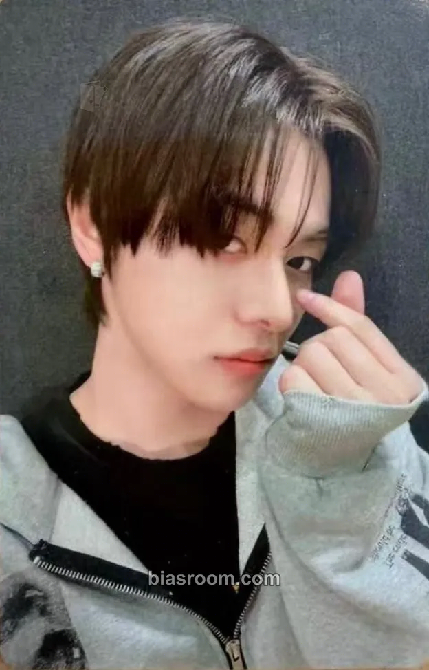 Leo EUPHORIA Photocard - ALPHA DRIVE ONE - ALPHA DRIVE ONE K-pop photocard