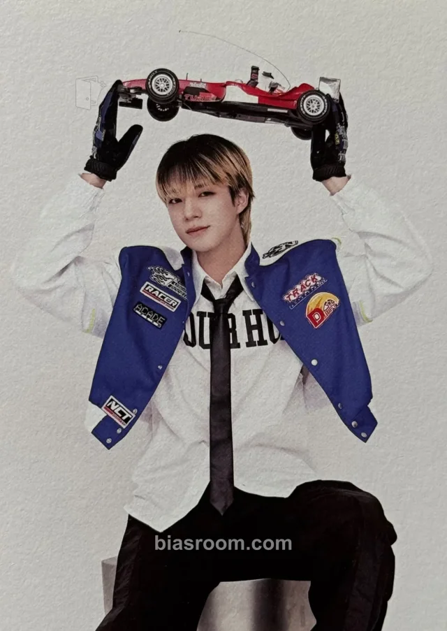 NCT DREAM - Jeno - NCTzen DREAM MEMBERSHIP KIT Other postcard merch inclusion