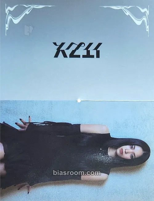 Ryujin GOLD Photocard - ITZY - ITZY K-pop photocard