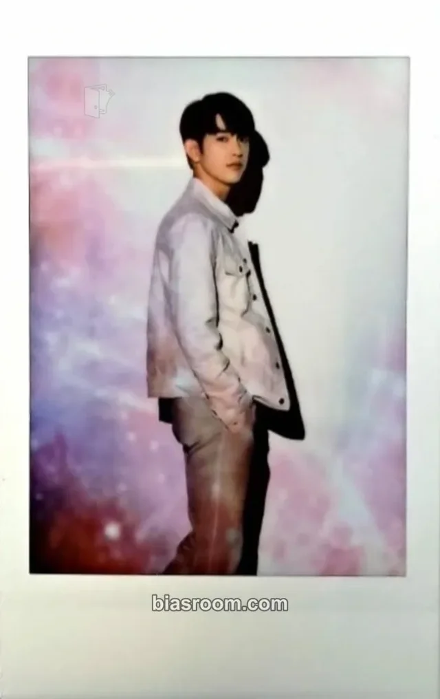 GOT7 - Jinyoung - LOVE LOOP Album polaroid japanese album album photocard