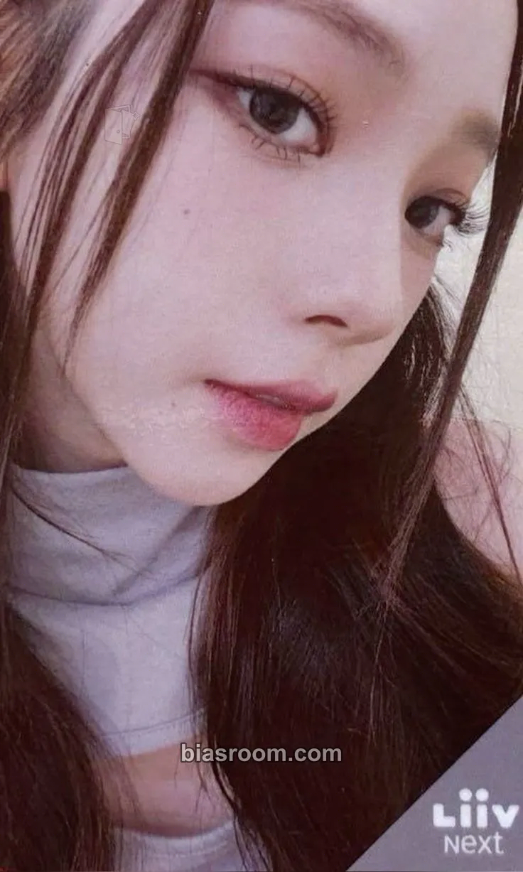 Karina SYNK : HYPER LINE Photocard - aespa - aespa K-pop photocard