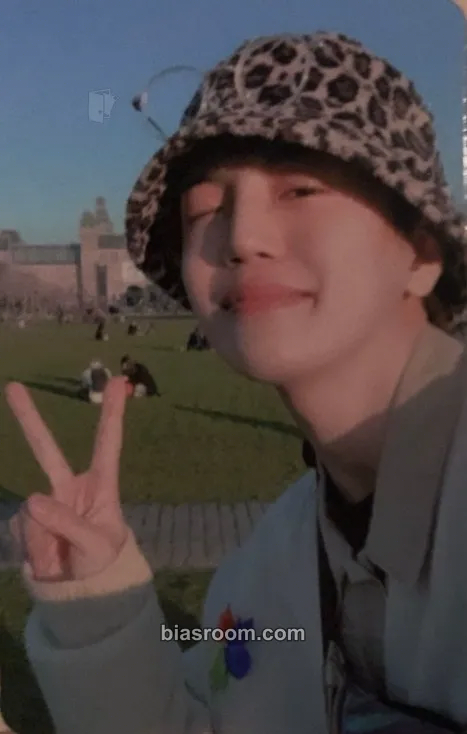 Lee Jiham A.C.E EUROPE TOUR PHOTO BOOK - To Be an ACE Photocard - A.C.E - A.C.E K-pop photocard