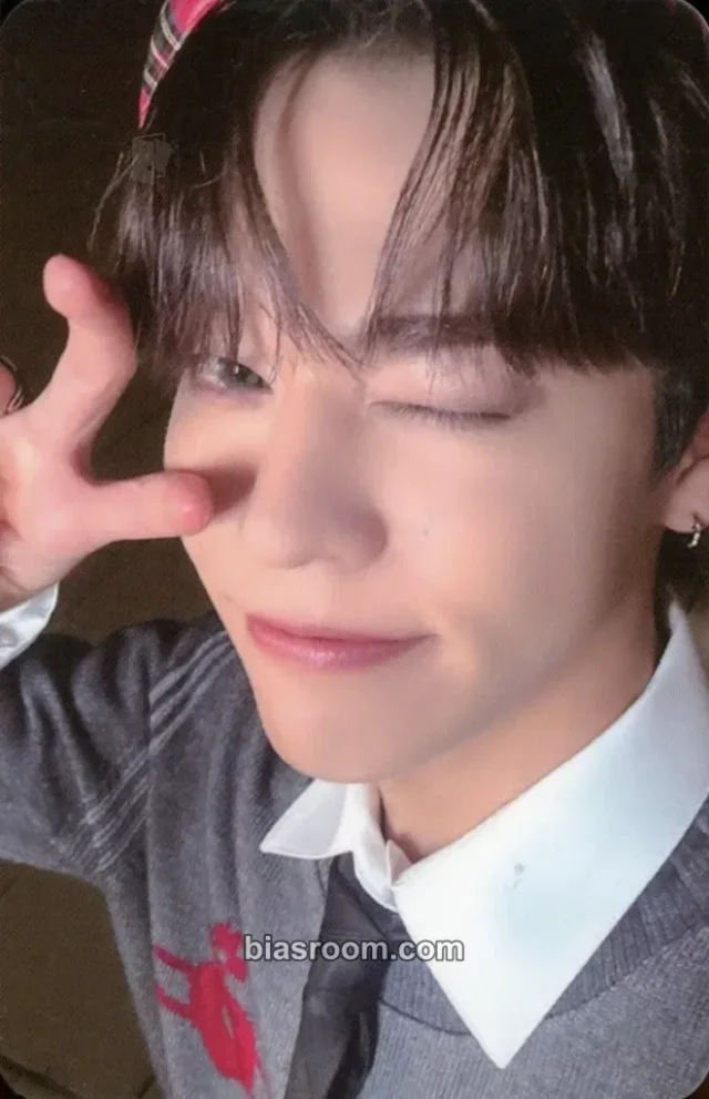 ONF - Yuto - UNBROKEN Album album photocard silence version pob (pre-order benefit)