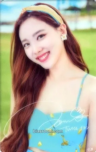 Nayeon Twaii’s Shop Pop-Up Store Photocard - TWICE - TWICE K-pop photocard