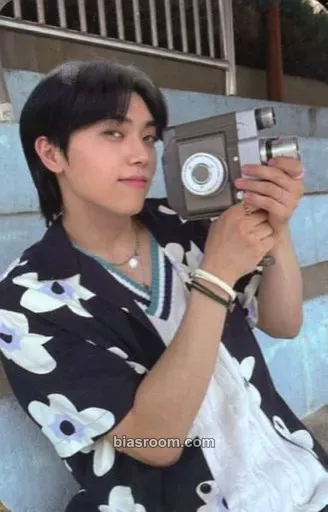 Minkyun POPPING Photocard - ONF - ONF K-pop photocard