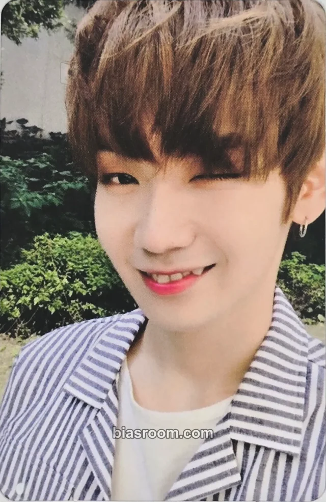 Kenta JBJ Fantasy K-pop photocard