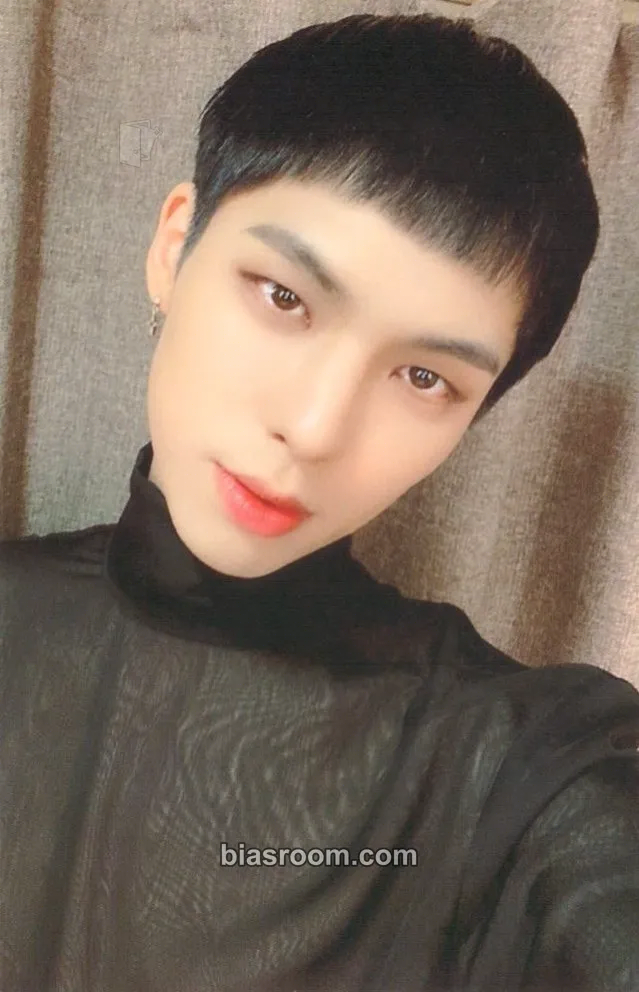 BX HELLO Chapter 3. Hello, Strange Time Photocard - CIX - CIX K-pop photocard