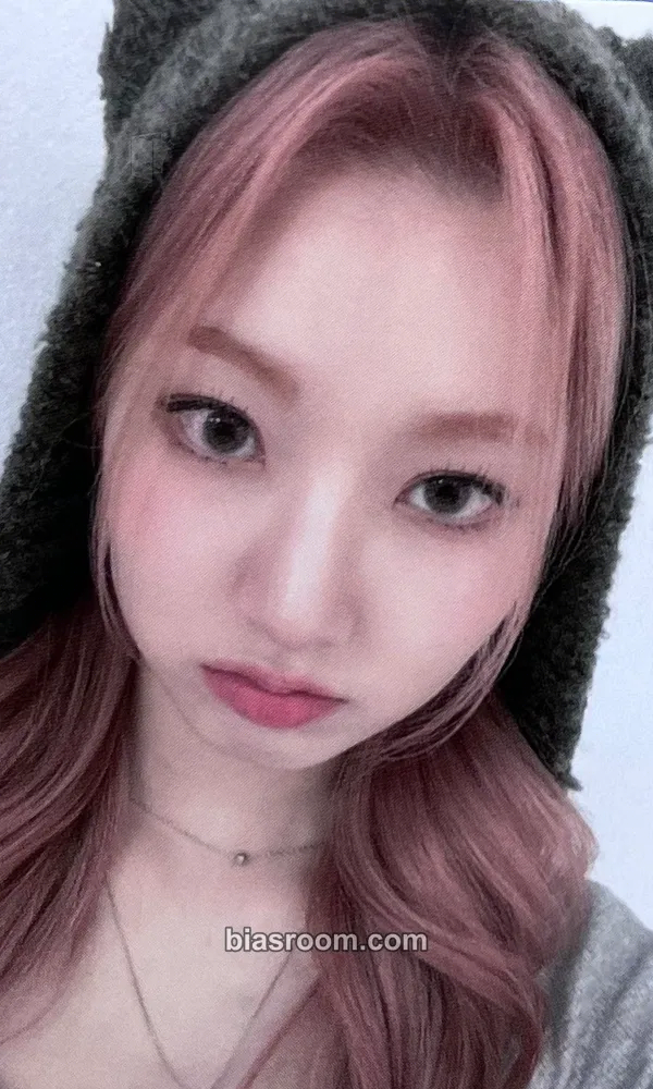 Youi Secondary Page Photocard - DreamNote - DreamNote K-pop photocard