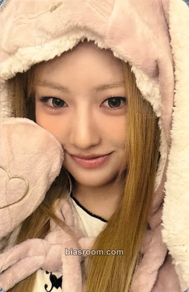 Haeun UNCHILD Kpop Nara Debut Celebration K-pop photocard