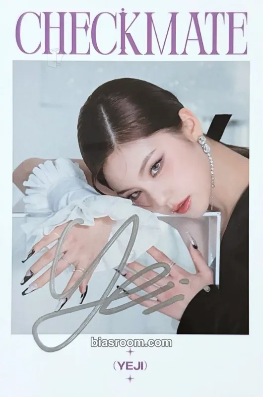 Yeji CHECKMATE Photocard - ITZY - ITZY K-pop photocard