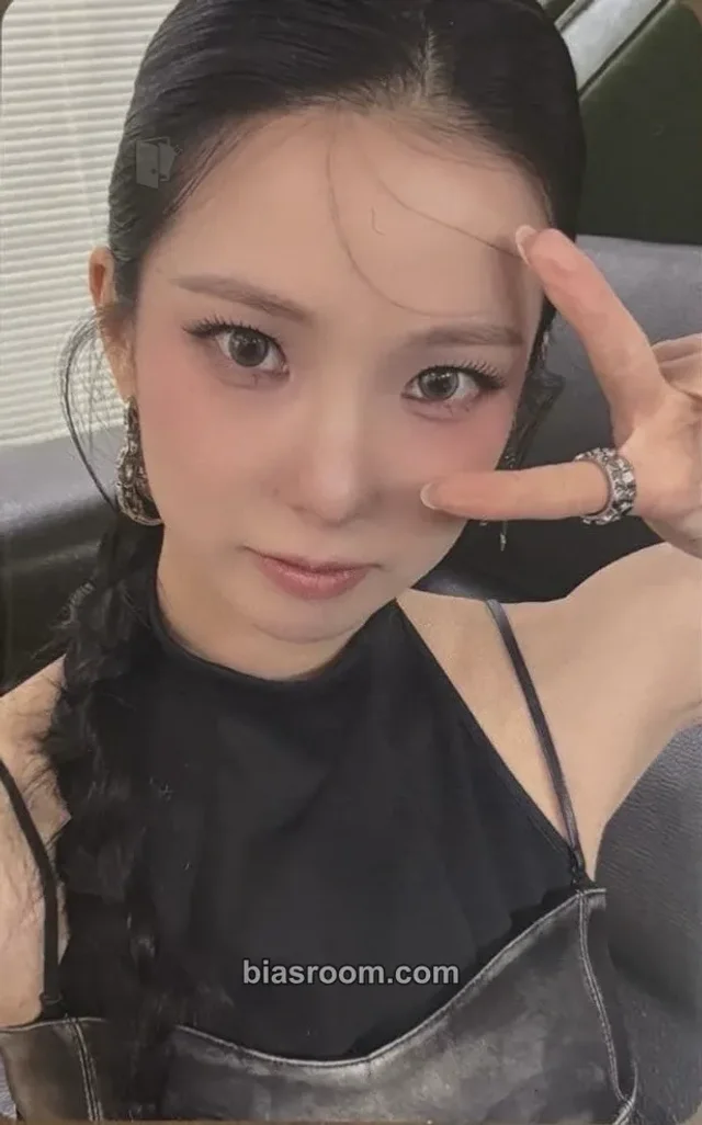 Kep1er - Yujin - Crack Code Album tower records japan pob (pre-order benefit)
