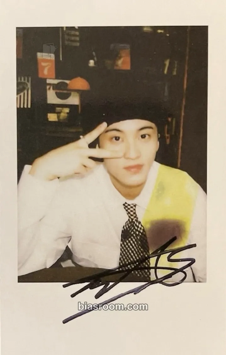 Mark ISTJ Photocard - NCT DREAM - NCT DREAM K-pop photocard