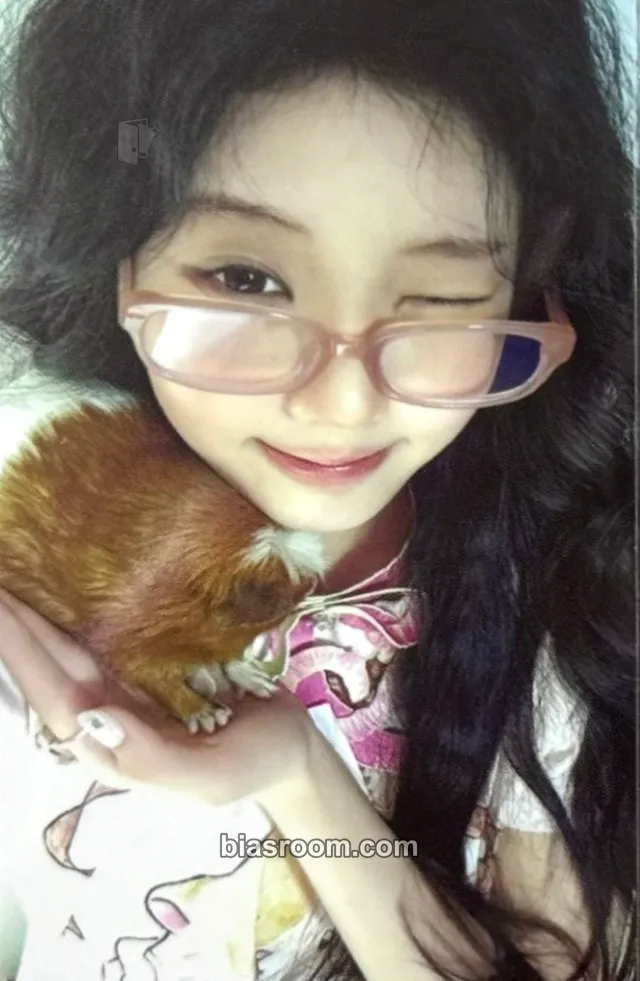 Wonhee MAMIHLAPINATAPAI Photocard - ILLIT - ILLIT K-pop photocard