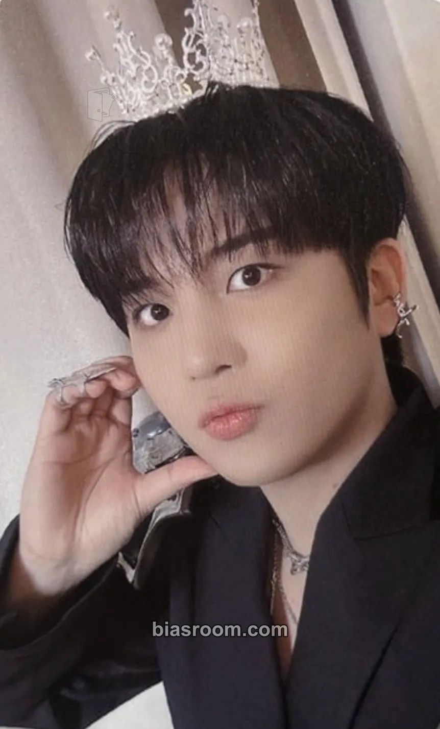 Jongho GOLDEN HOUR : Part.2 Photocard - ATEEZ - ATEEZ K-pop photocard