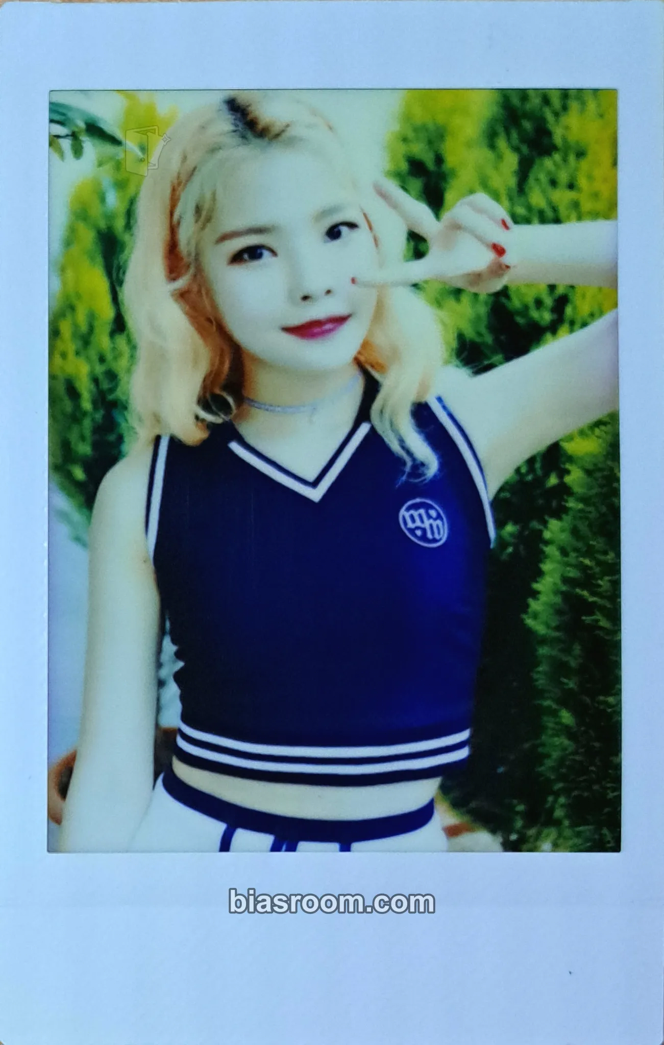 Rina Weki Meki 2nd Wonderful Moment ~ Picnic Photocard - Weki Meki - Weki Meki K-pop photocard