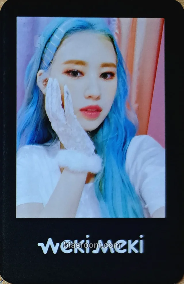 Weki Meki - Elly - DAZZLE DAZZLE Album withfans / yizhiyu (yzy) fanclub