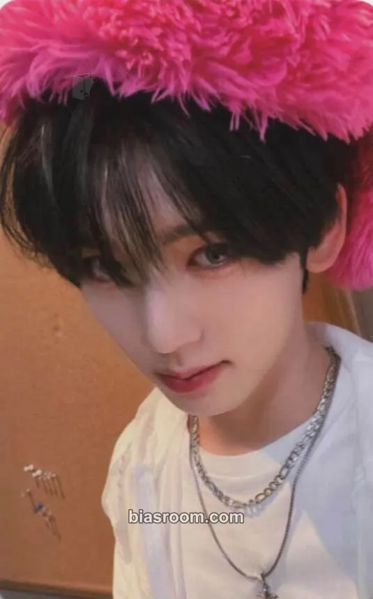 Yujin You Had Me at Hello Photocard - ZEROBASEONE - ZEROBASEONE K-pop photocard