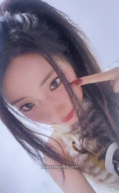 Ruka WE GO UP Photocard - BABYMONSTER - BABYMONSTER K-pop photocard