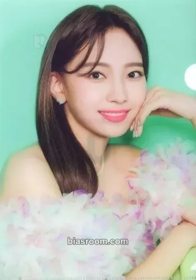 NiziU - Mayuka - U Album sony music japan purchase benefit