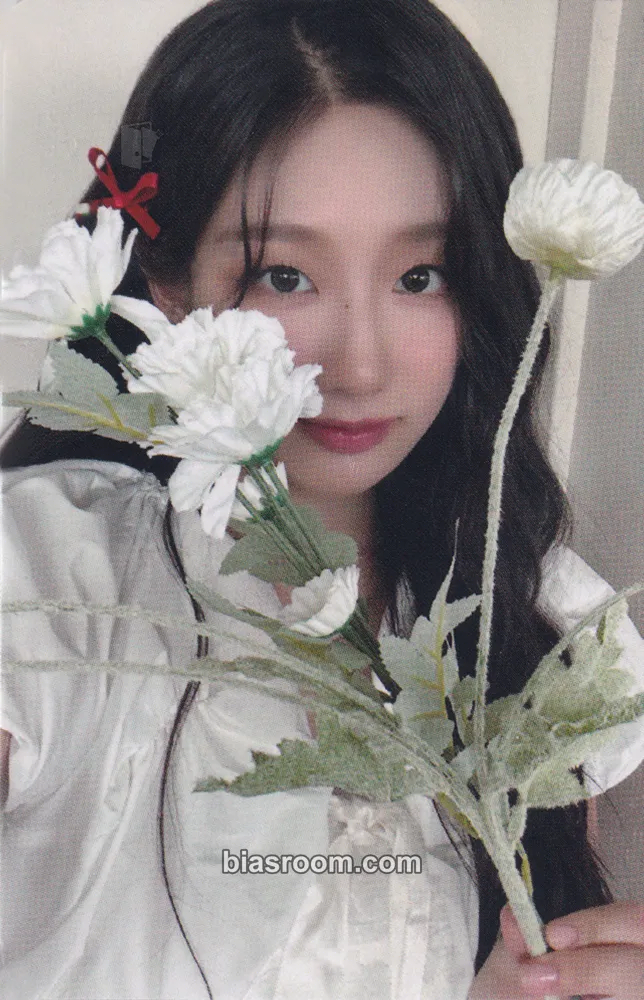 Yein YEIN THE CITY Photocard - Jeong Yein - Jeong Yein K-pop photocard