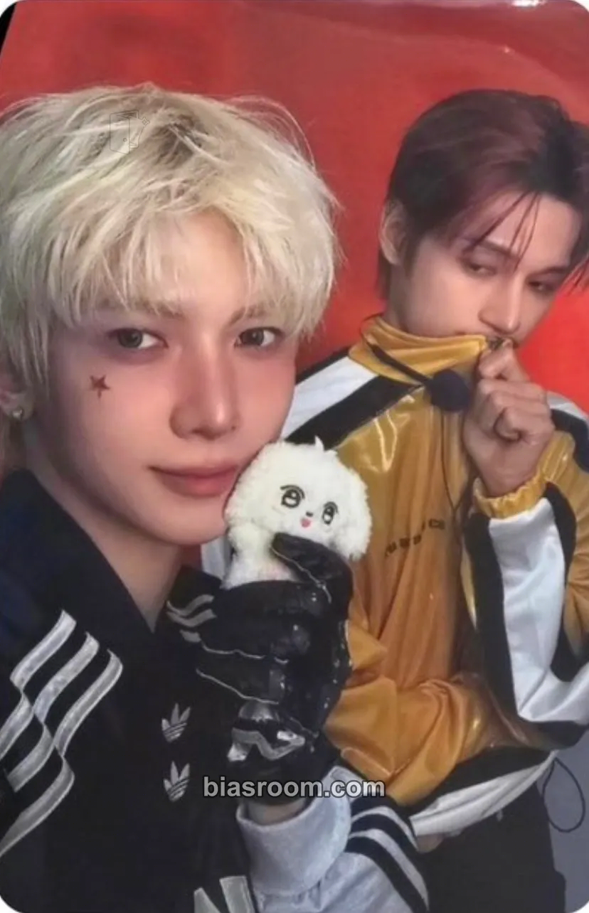 ANITEEZ IN COLOR Photocard - ATEEZ - ATEEZ K-pop photocard