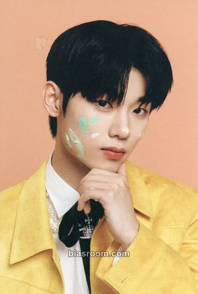 Lee Jeonghyeon HOT MESS Photocard - EVNNE - EVNNE K-pop photocard