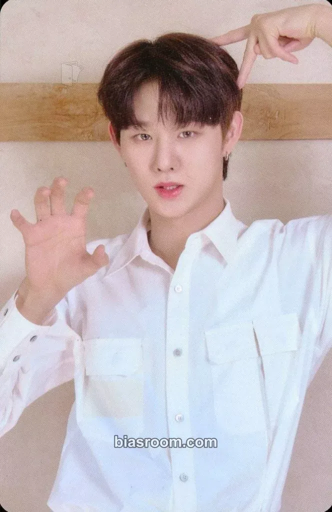 Ji Yunseo EVNNE 1st Fanmeeting in Japan: Good EVNNEing Photocard - EVNNE - EVNNE K-pop photocard
