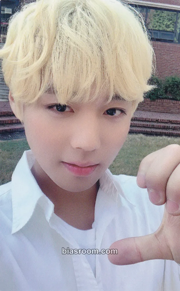 Jihoon 2021 SEASON'S GREETINGS Photocard - Park Jihoon - Park Jihoon K-pop photocard
