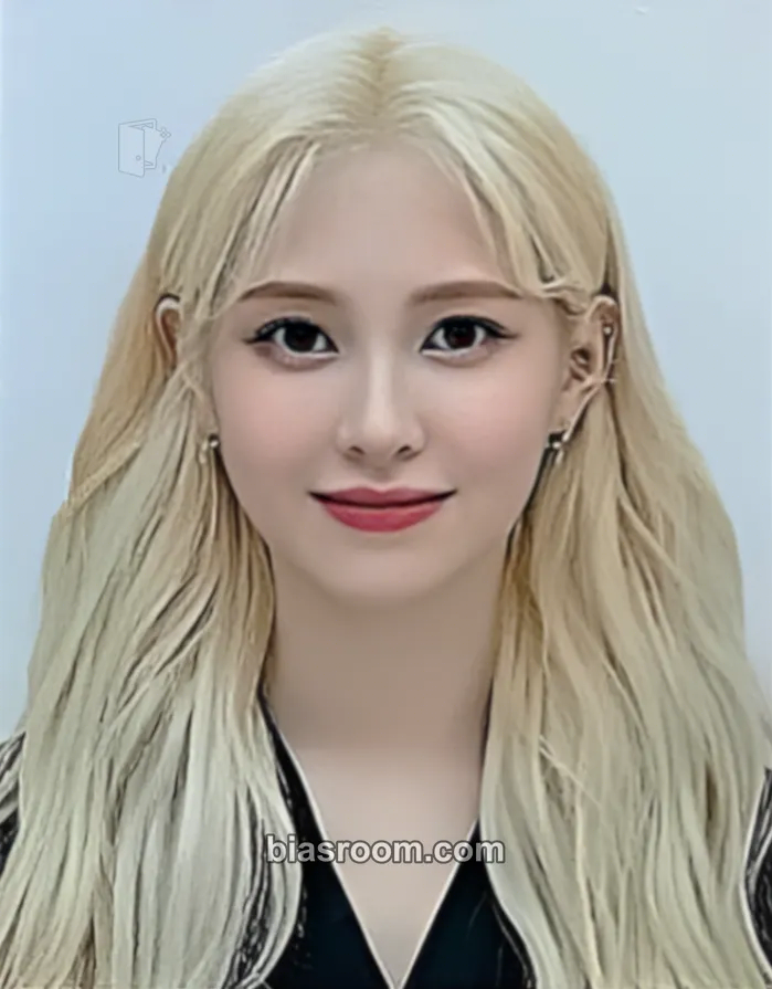 Yebin Flower 4 Seasons Photocard - DIA - DIA K-pop photocard