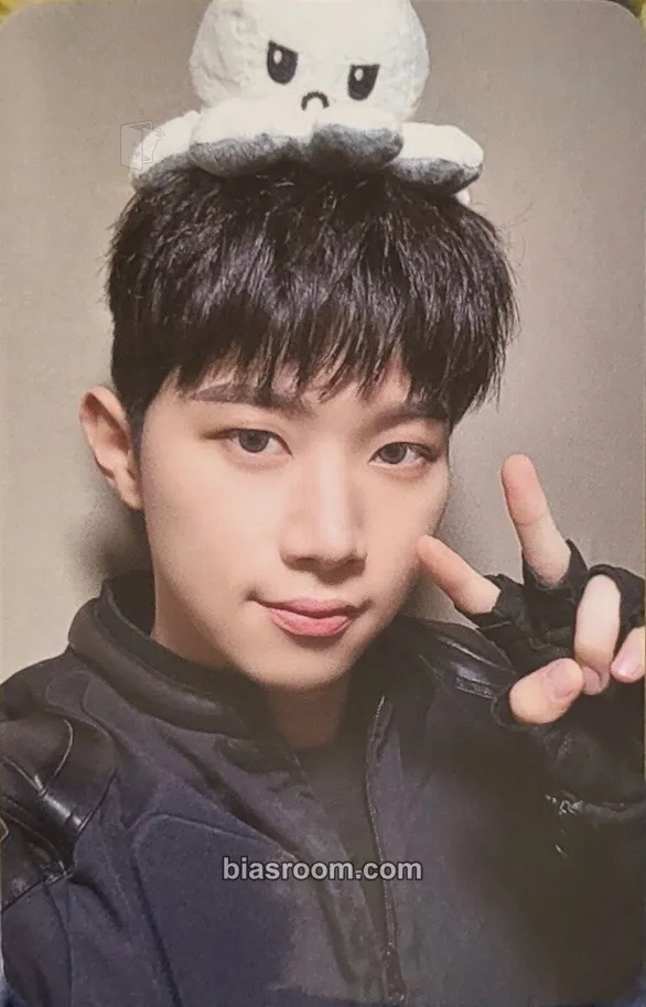 Hyunwoo HOUSE OF TRICKY : WATCH OUT Photocard - xikers - xikers K-pop photocard