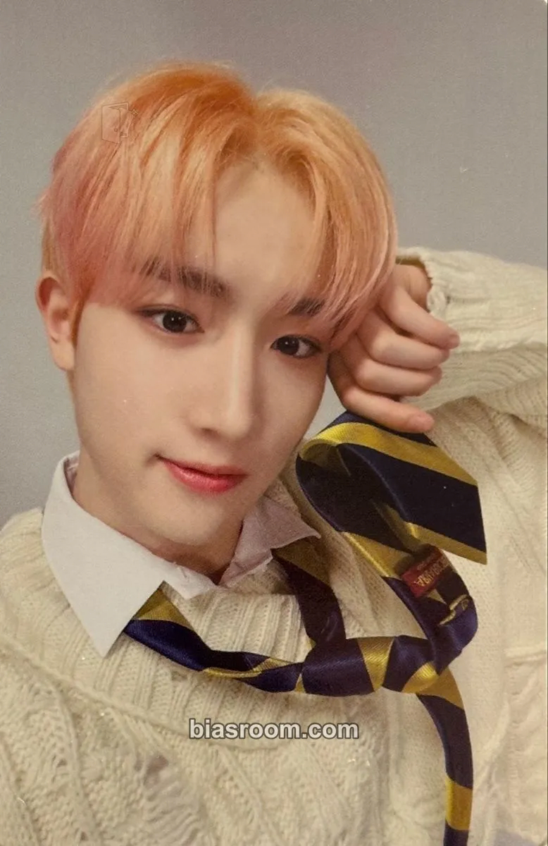 Hyuk THE CALM BEFORE THE STORM Photocard - Tempest - Tempest K-pop photocard