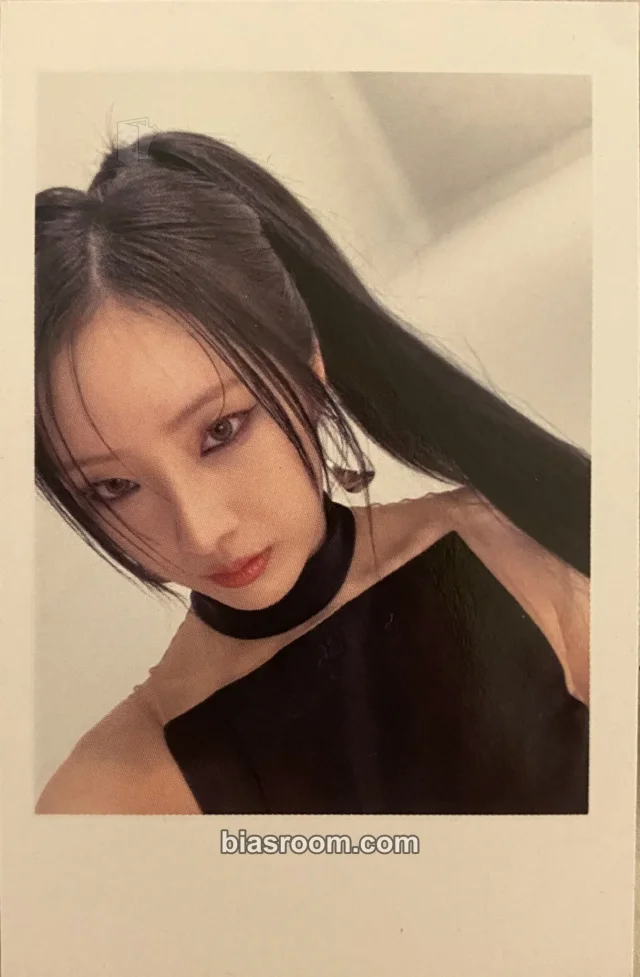 ARTMS - HaSeul - BURN Album k idol shop lucky draw polaroid europe (EU) exclusive