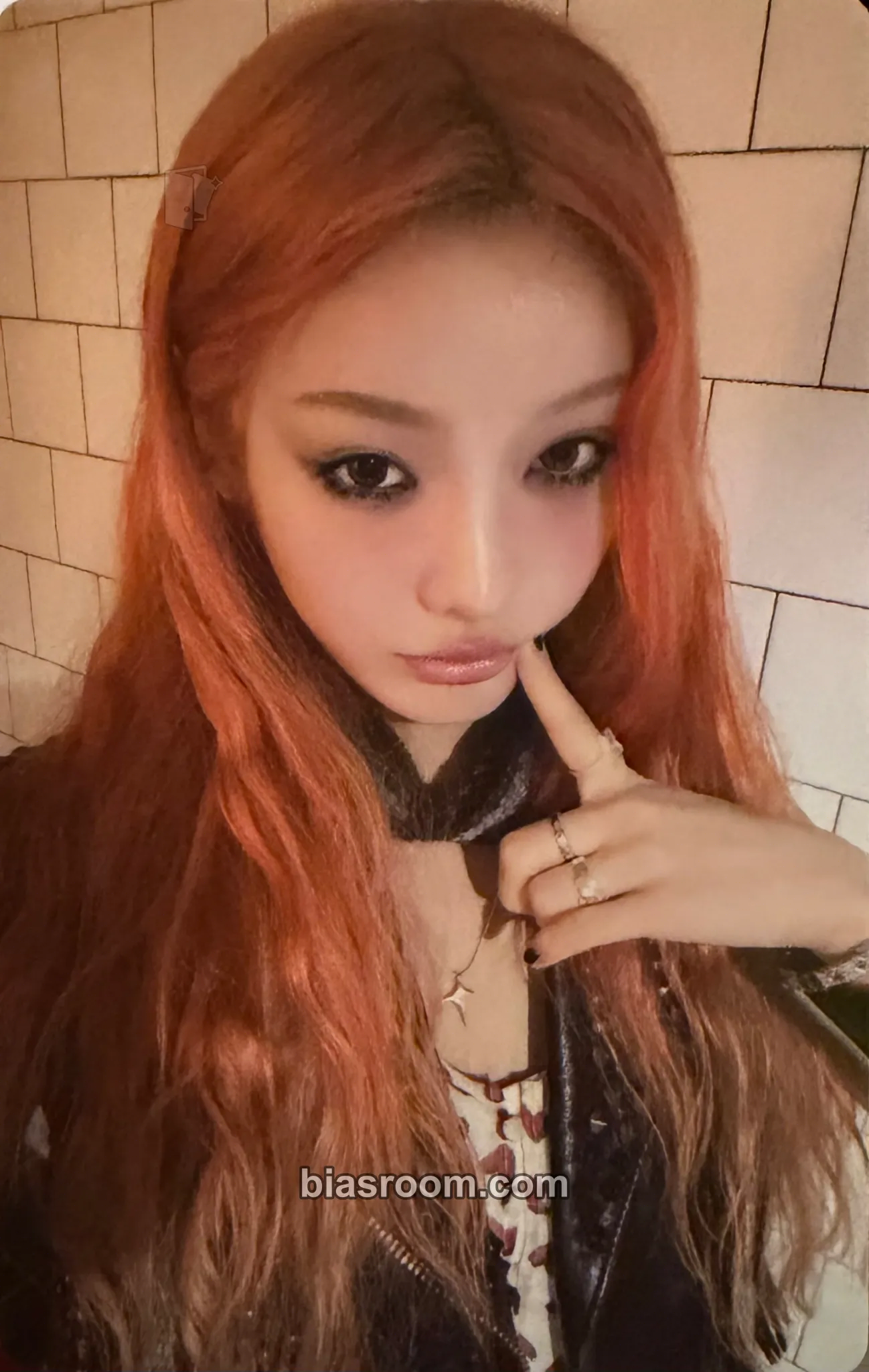 Iroha MAMIHLAPINATAPAI Photocard - ILLIT - ILLIT K-pop photocard