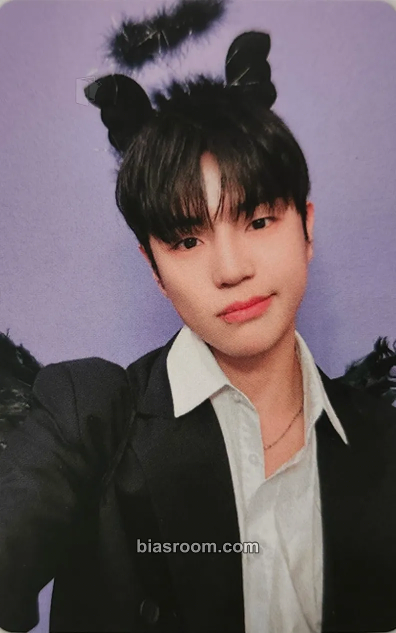 Lee Jiham PINATA Photocard - A.C.E - A.C.E K-pop photocard