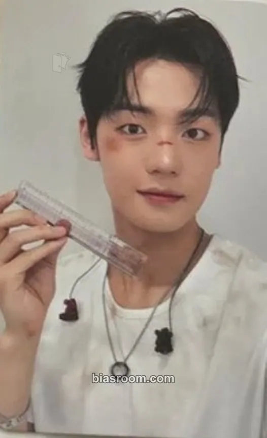 Kang Yuchan Champagne Poppin' Photocard - A.C.E - A.C.E K-pop photocard