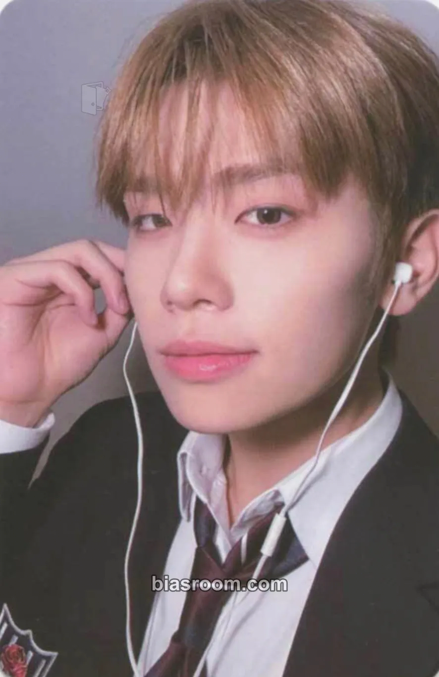 Taerae Melting Point Photocard - ZEROBASEONE - ZEROBASEONE K-pop photocard