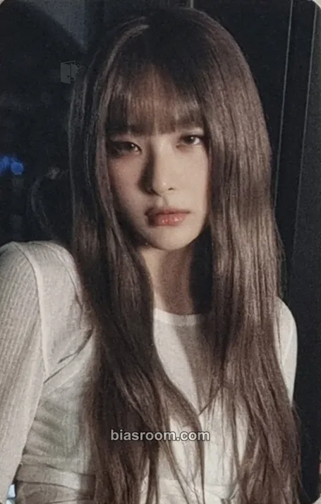 Seulgi Tilt Photocard - Red Velvet - Red Velvet K-pop photocard
