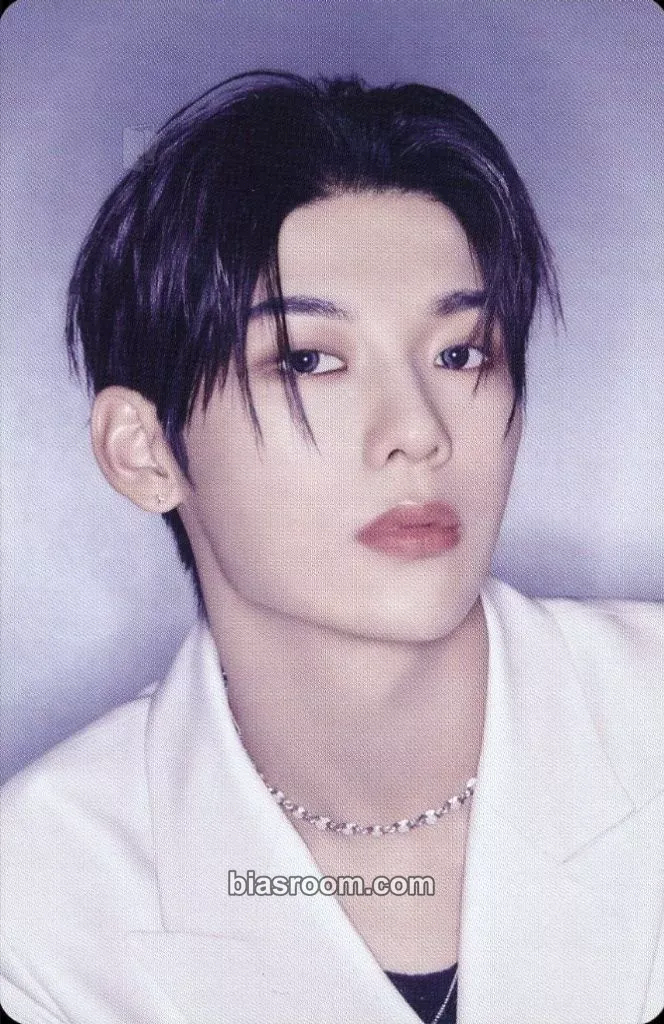 Lee Jeonghyeon Target: ME Photocard - EVNNE - EVNNE K-pop photocard