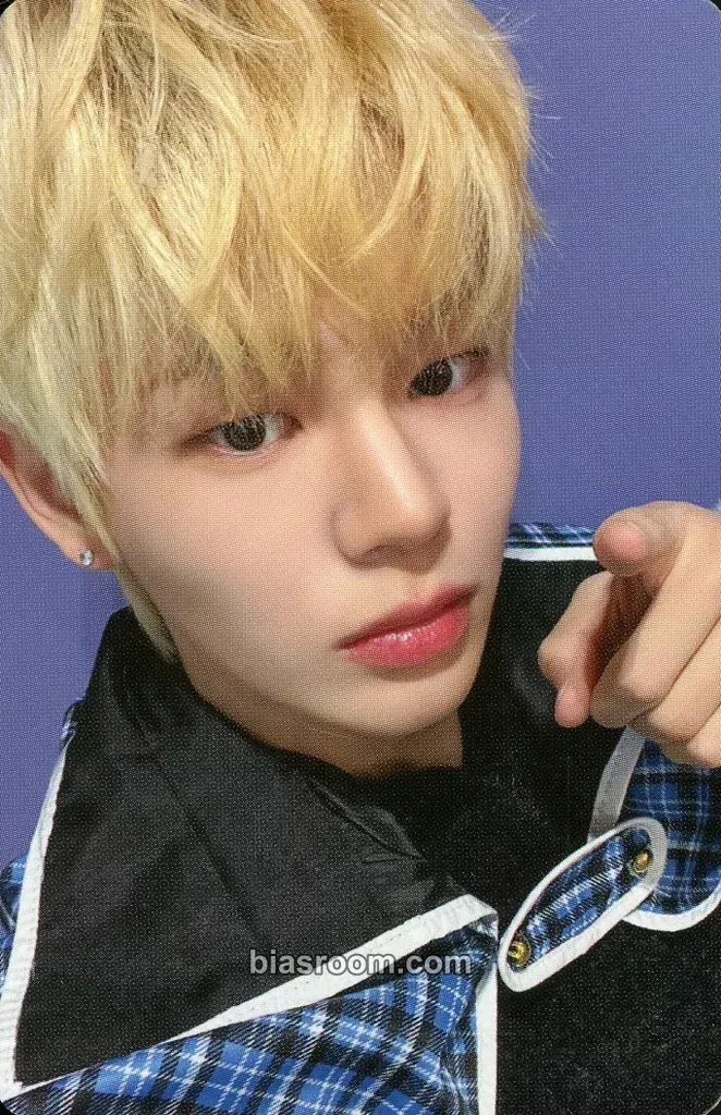 Mun Junghyun Target: ME Photocard - EVNNE - EVNNE K-pop photocard