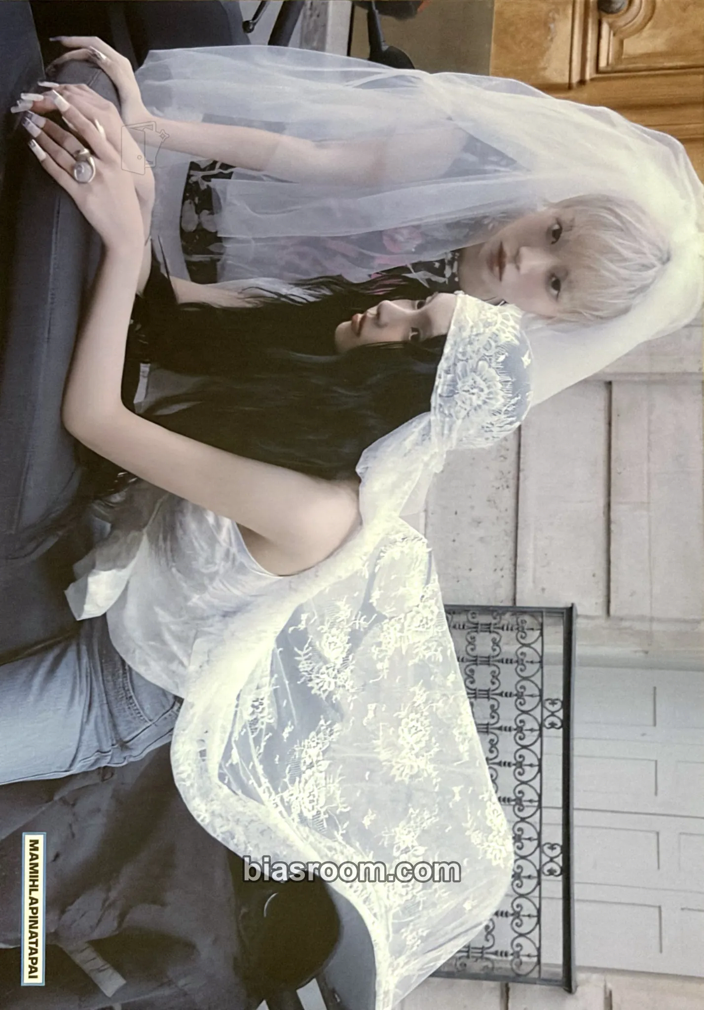 MAMIHLAPINATAPAI Photocard - ILLIT - ILLIT K-pop photocard