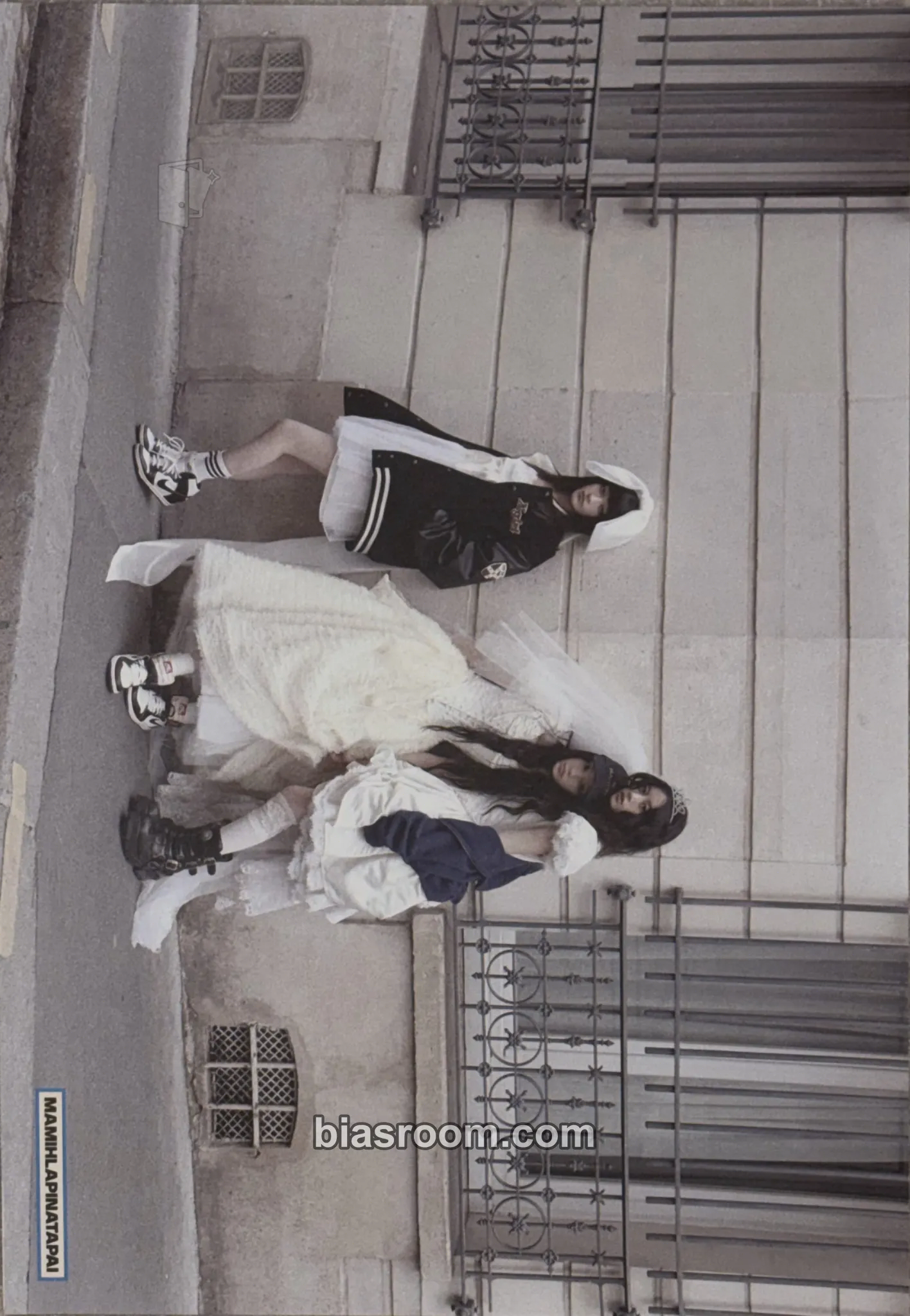 MAMIHLAPINATAPAI Photocard - ILLIT - ILLIT K-pop photocard
